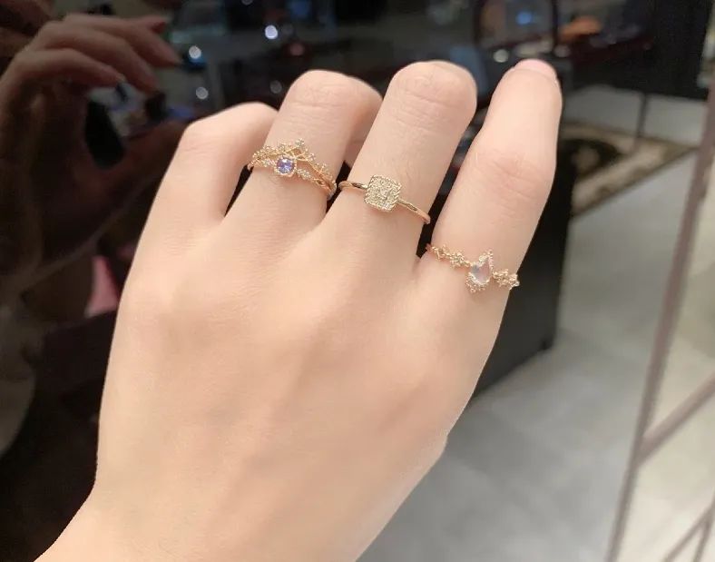 最有仪式感的钻戒,情人节仪式感小女孩