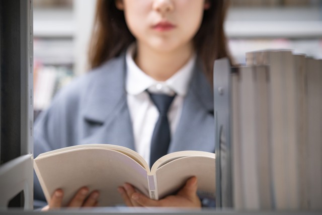 8个习惯让你头发悄悄变白,8个习惯让你成为高效能人士