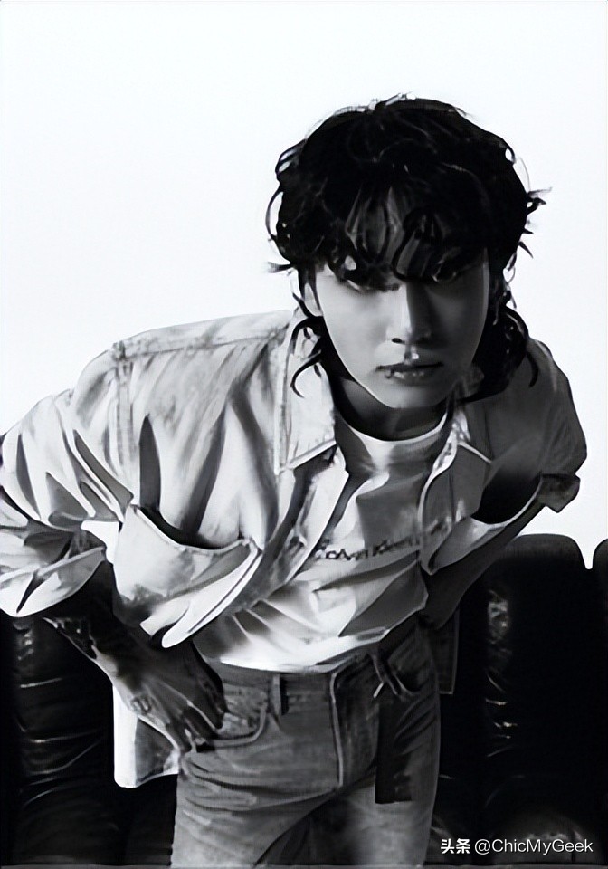 田柾国ck代言打卡杭州,田柾国代言ck广告大屏