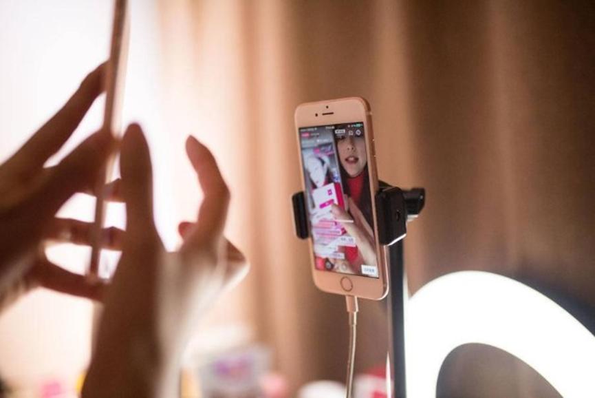 淘宝直播与店铺直播,想做直播带货首选为啥是淘宝直播