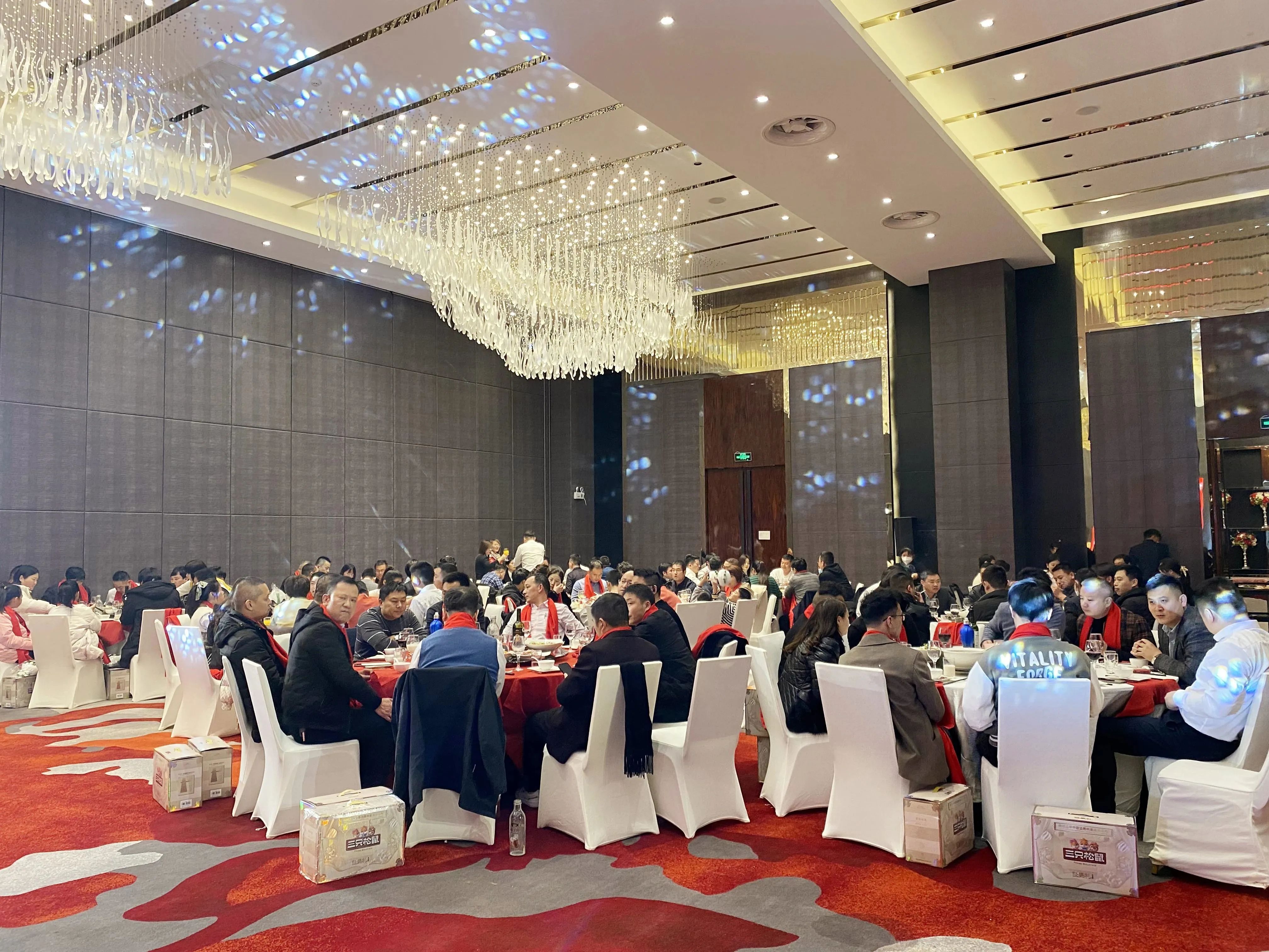 萨震节能空压机价格,萨震节能空压机年会