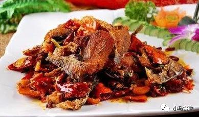 夏季必备菜品鱼肉鲜美回味无穷,家常鱼最好吃的做法川味