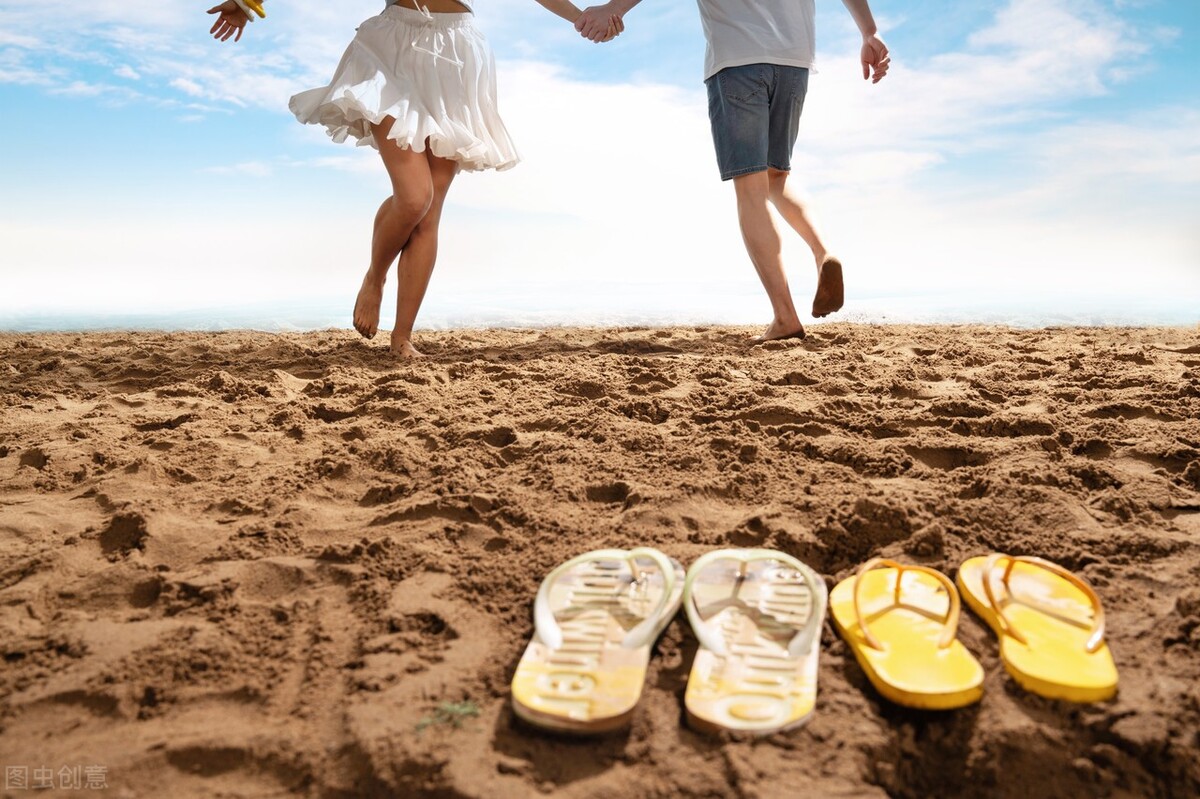 到底谁爱了谁男声,到底是谁会爱我