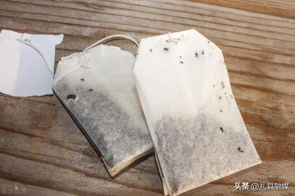 冰箱放口罩能省电真的假的,冰箱里放一只口罩可以节省电吗