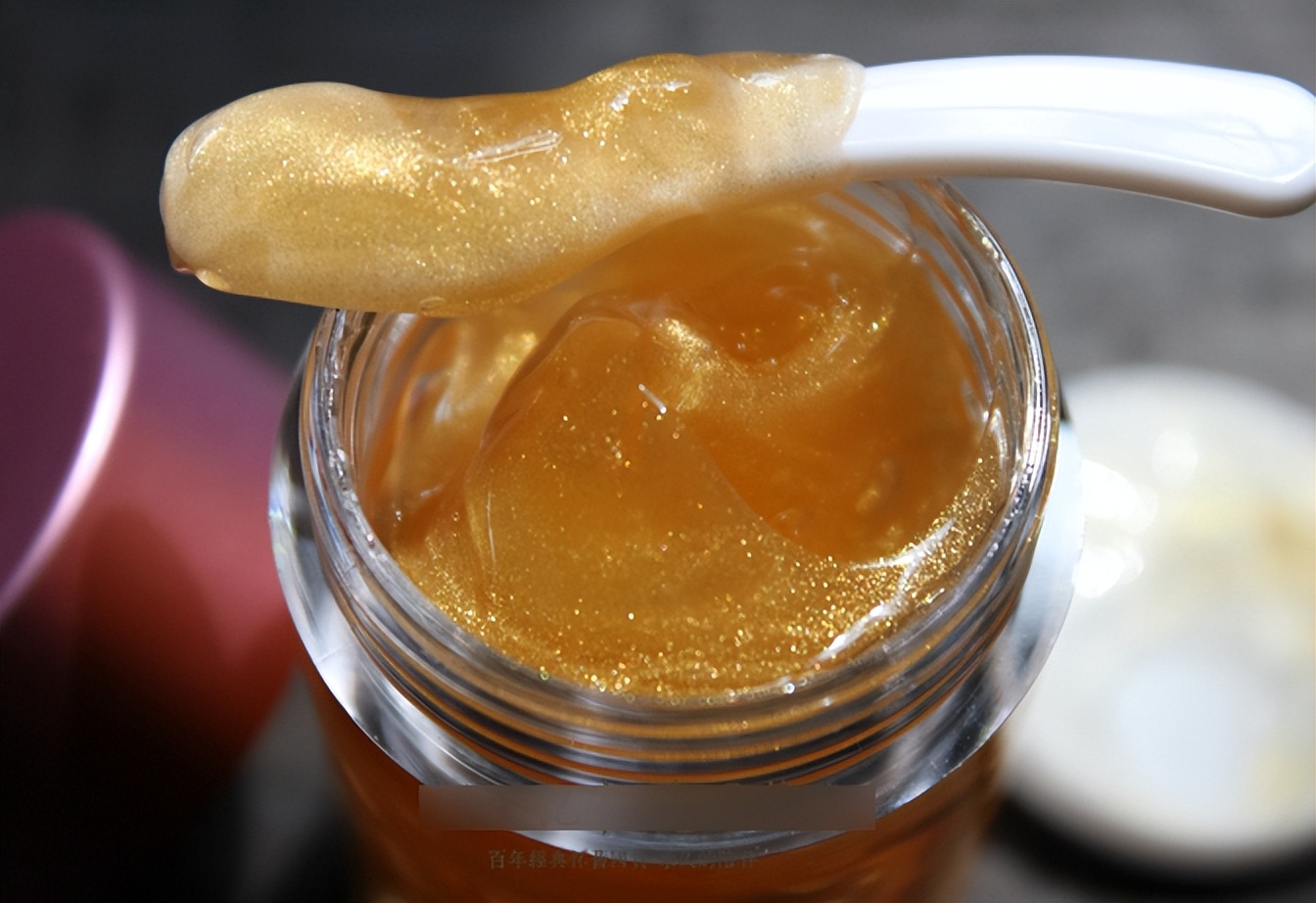 眼霜值得购买成分过关的,眼霜不一定要大牌让人放心的国货