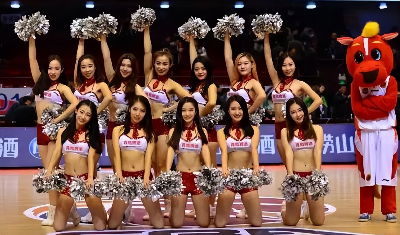 世界杯最牛的啦啦队,最多人的世界杯啦啦队