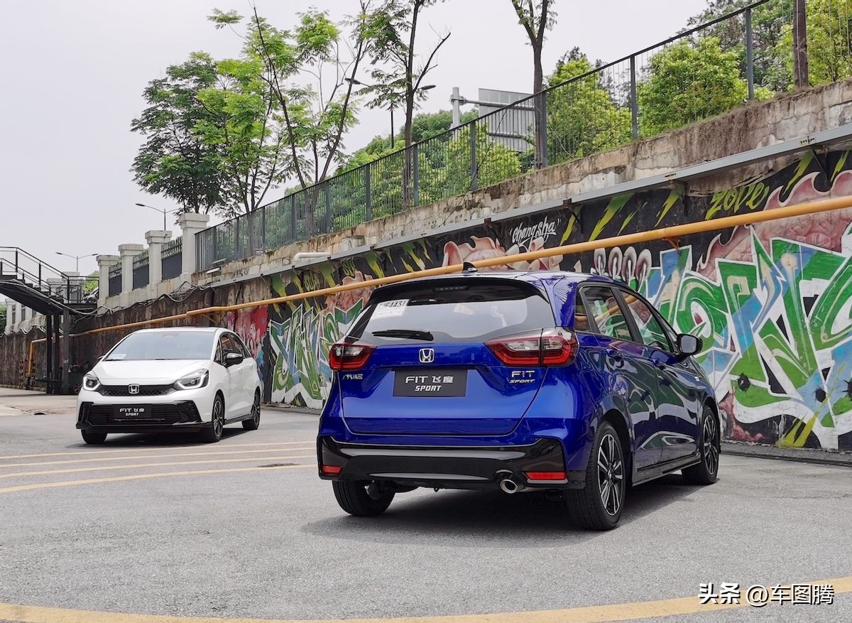 本田新飞度跨界车型图,试驾本田飞度最新款