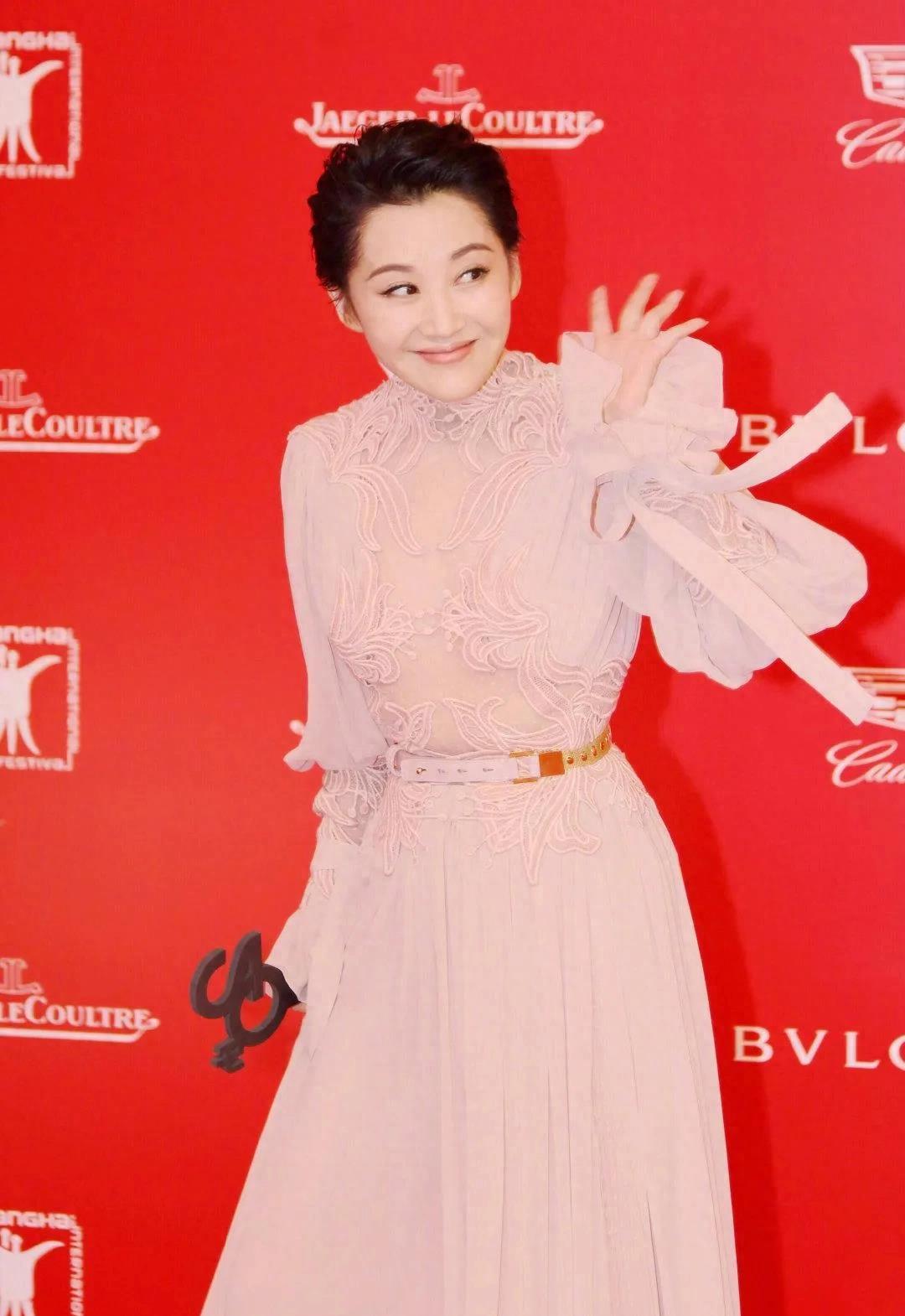 许晴真实容貌,许晴18岁到52岁的颜值变化