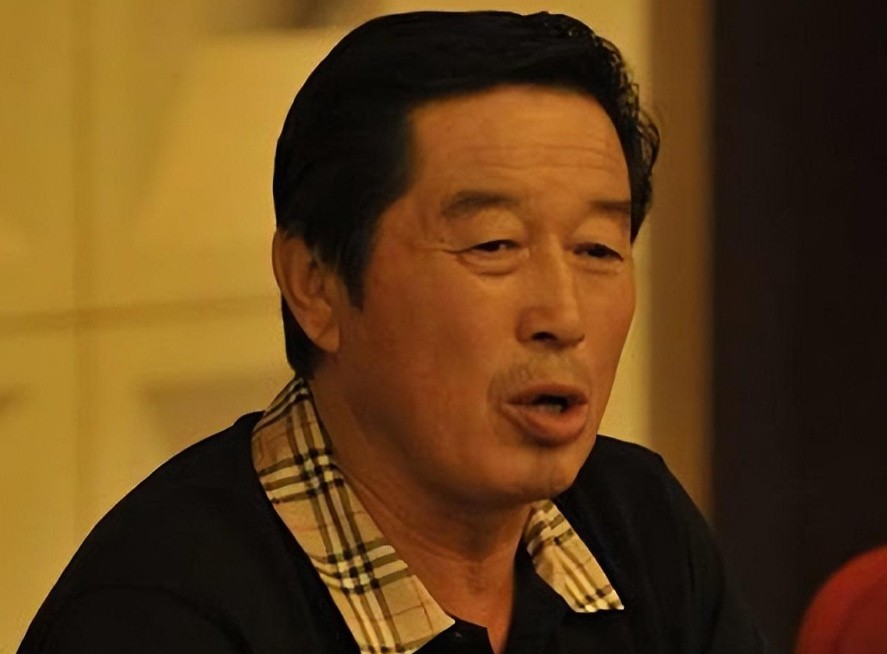 马俊仁时期,马俊仁年轻时照片