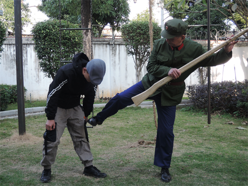 最新擒敌技术教材,男女格斗防身实用技巧