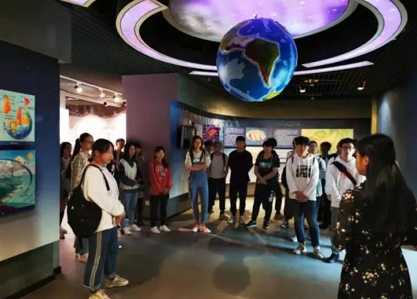 文科生本科毕业最容易就业的专业,文科本科男生报哪些专业好就业