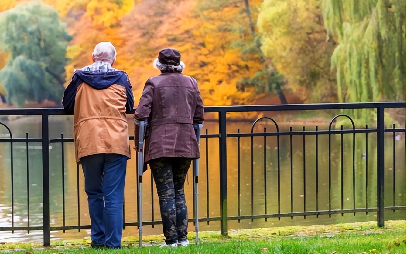 老年人夜尿几次最好,老年人夜尿频多与意识有关吗