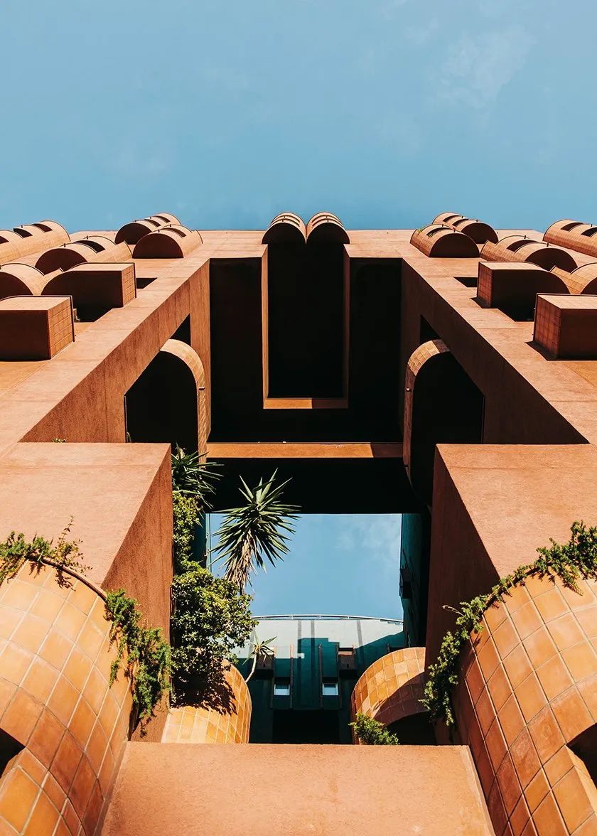 巨星陨落|西班牙著名建筑大师里卡多·波菲逝世