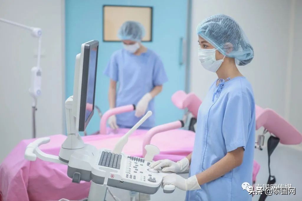 疫期留在泰国的中国人，他们眼中，为何全是“血与泪”…..