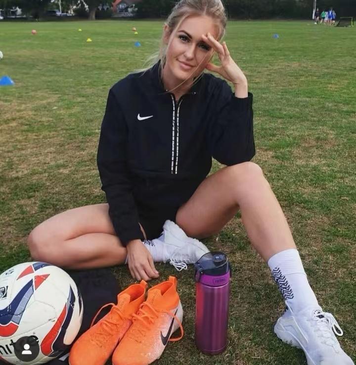 2023足球赛事预测分析,2022年1月22日足球赛事比分预测