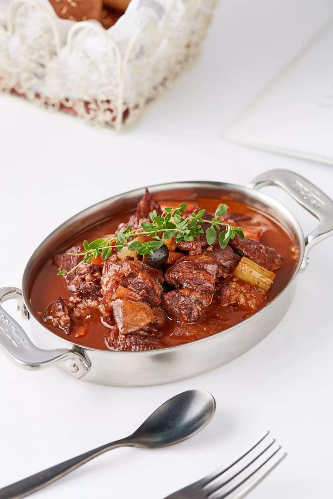 最适合配红酒的家常菜,适合红酒下酒家常菜推荐