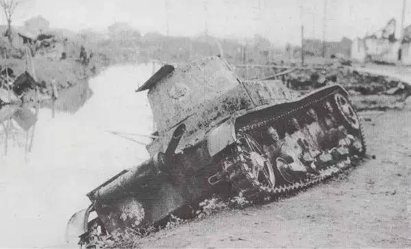 三个月打光国军精锐部队，70万国军难敌30万日寇，真相究竟为何？