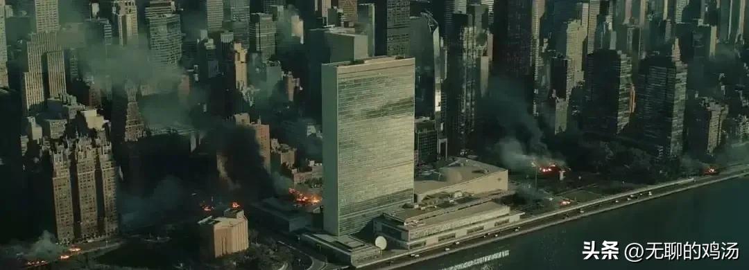 吴京200亿票房第一是谁,吴京主演票房破290亿能拿多少钱