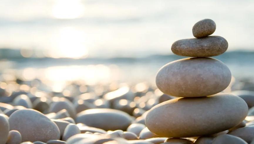 留守儿童被歧视例子,当过留守儿童的人内心都比较自卑