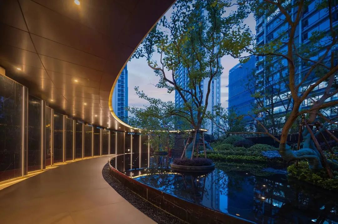 地产行业“卸妆”，什么样的房企更具安全性和长期价值？