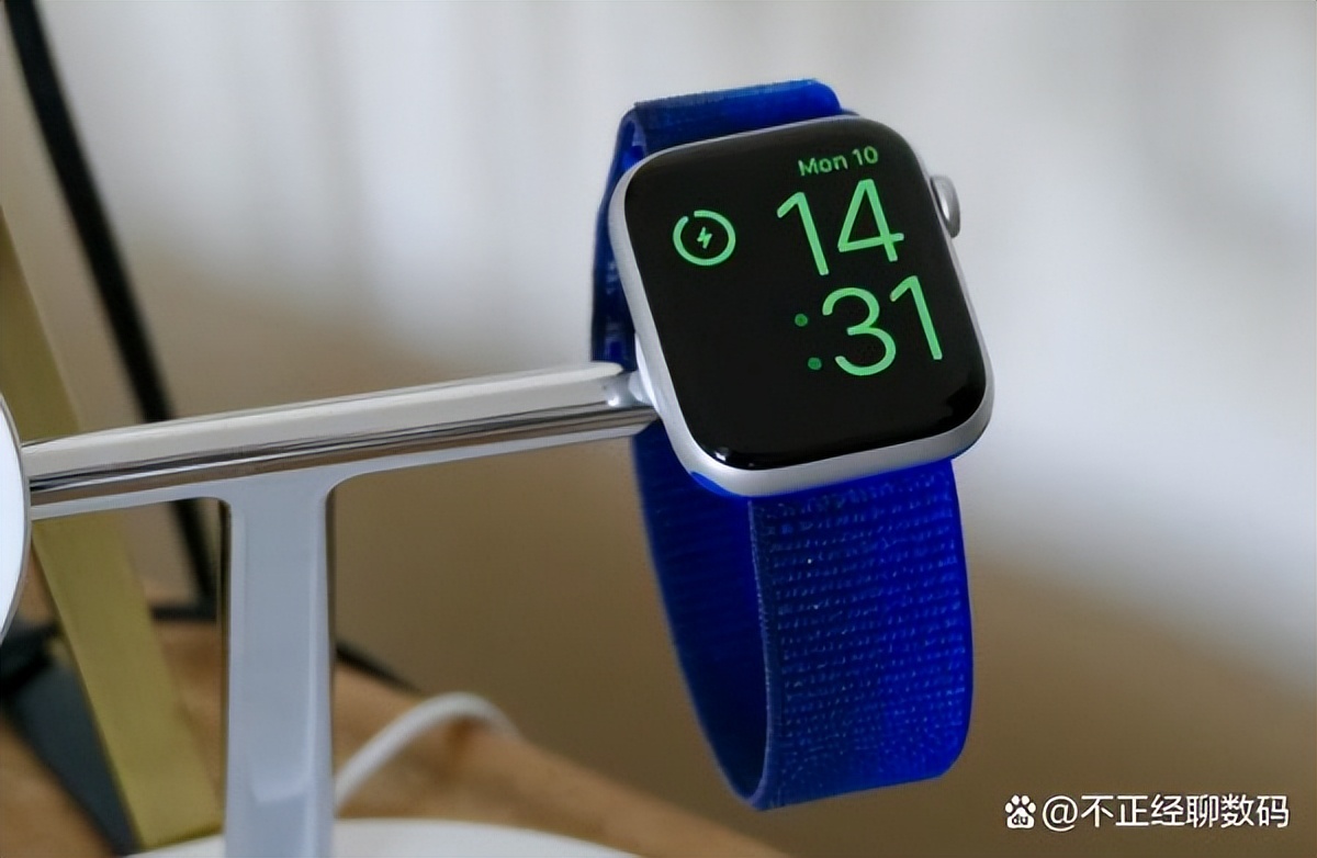 applewatchse2手表上市时间,苹果手表watchse6和watch6哪个先出来