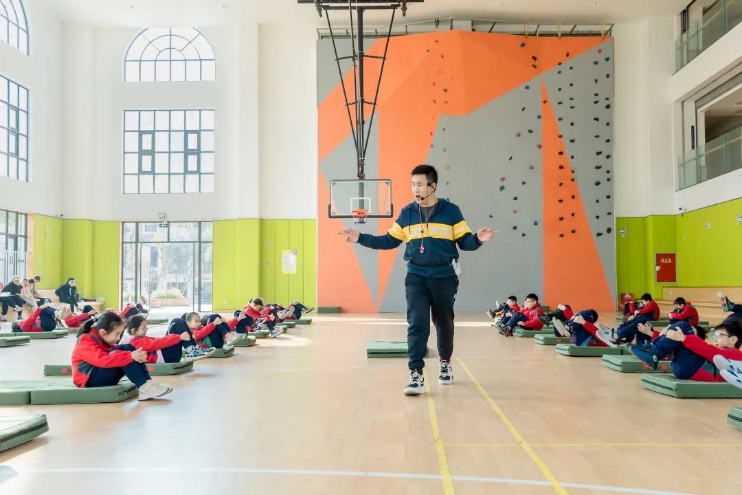 躬身精准研课堂，深耕笃行促成长｜新川外国语小学部教师示范课