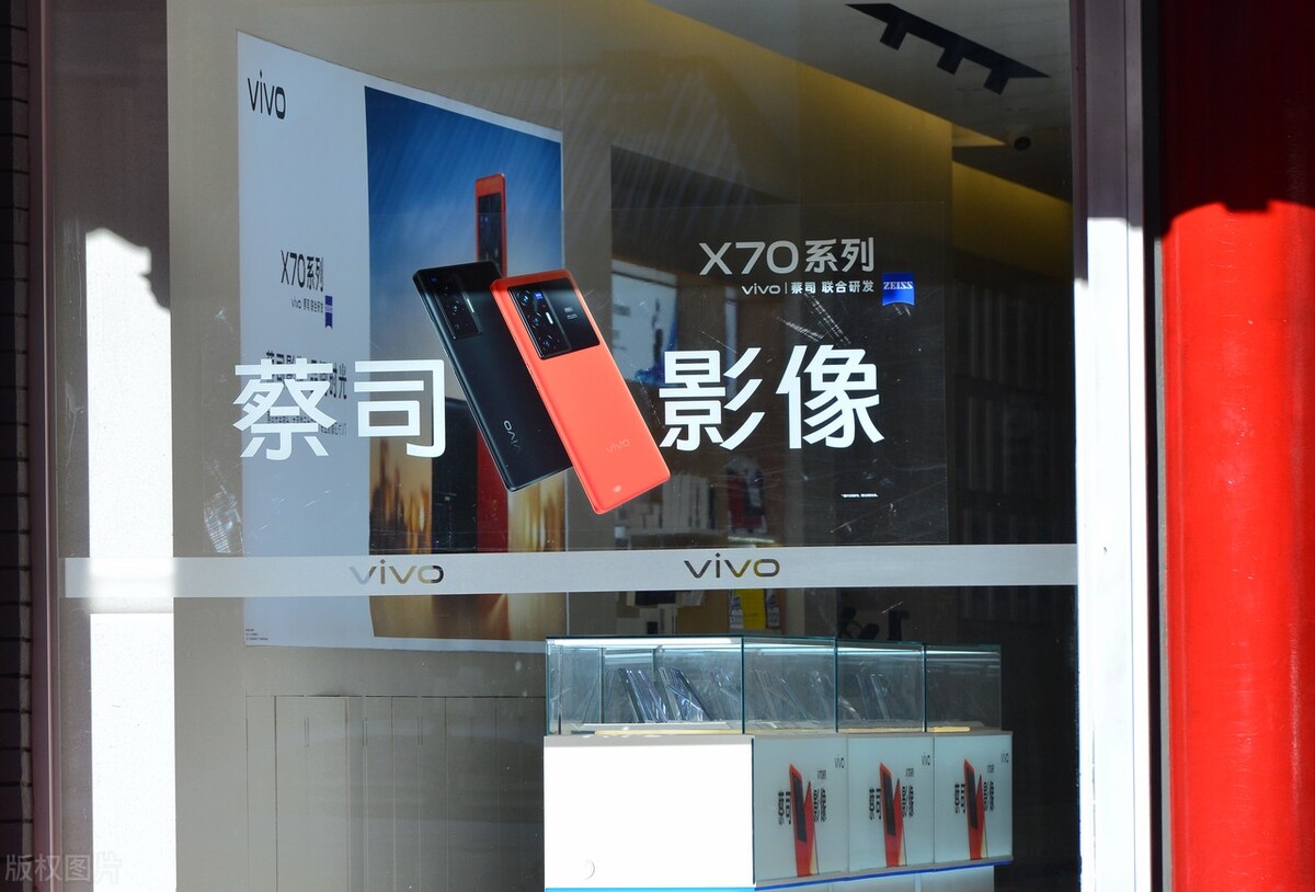 华为小米三星折叠手机哪个好,三星苹果华为小米最值得买的手机