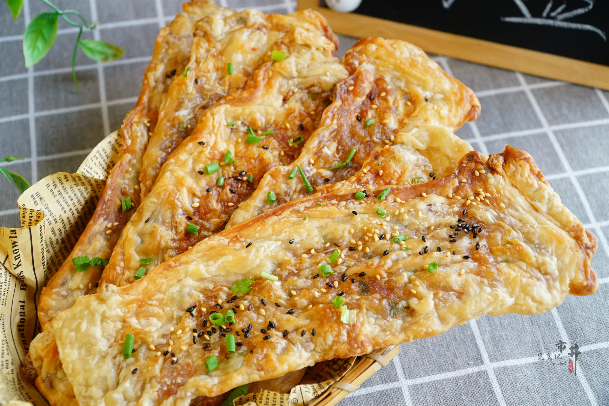 不放鸡蛋不用油炸的油条做法,小油条不用揉面最简单的家常做法