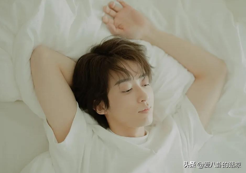 《定时之恋》将至，忠犬男主VS萌妹女主，平行时空，治愈心动