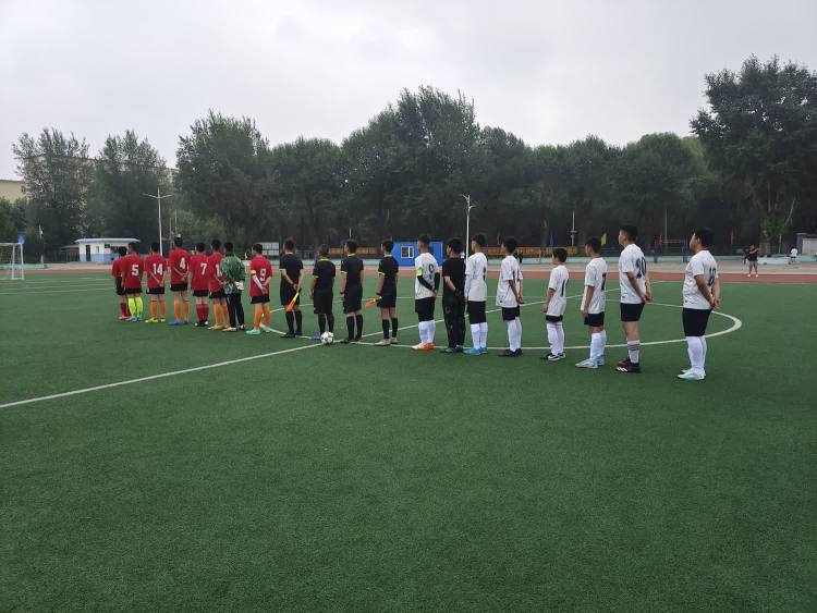 四十五中学足球社团工作小结