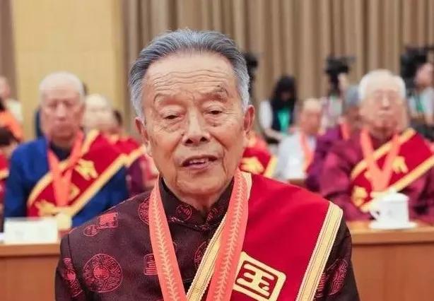 国医大师王烈：“哮咳”三期分治经验