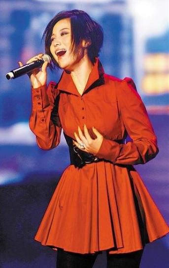 姚贝娜眼角膜捐献全纪录,姚贝娜拒绝化疗了吗