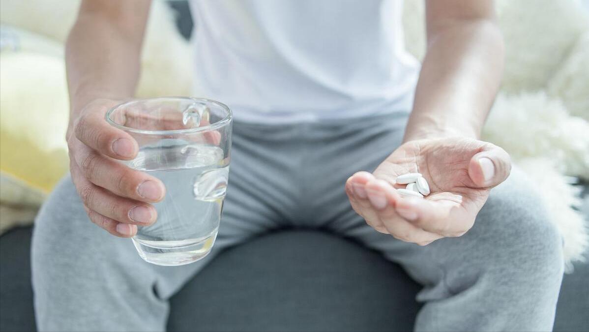 阴毛有什么用？由黑变白说明了性功能减退？男女都需了解