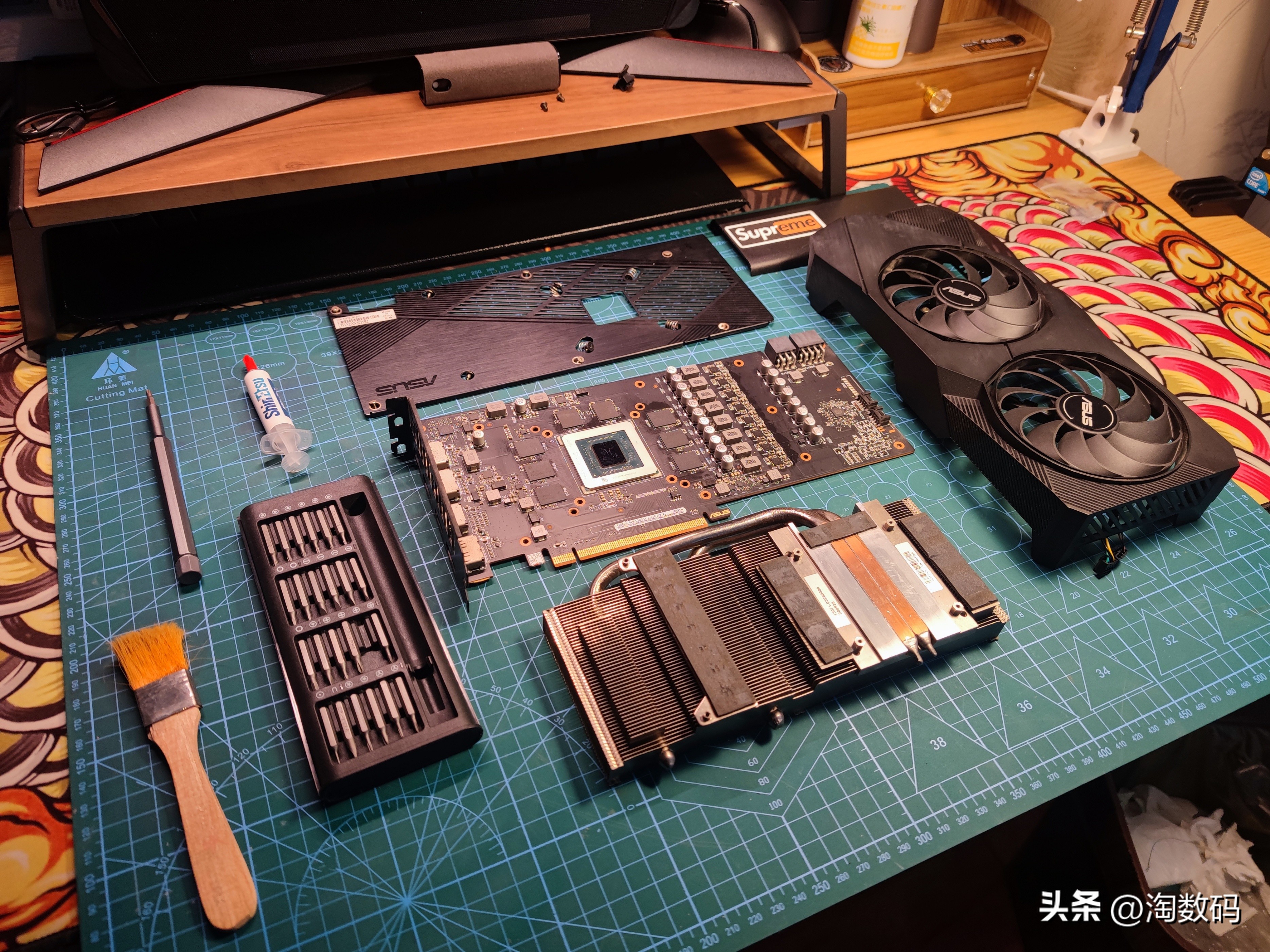 头铁矿卡配矿电:¥666块华硕RX5700+¥109块鑫谷金牌1250W装个机