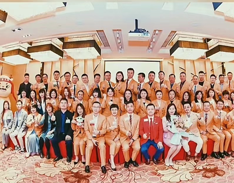 我，乡村医生，两次创业失败，深耕行业20年，如今房车达300台