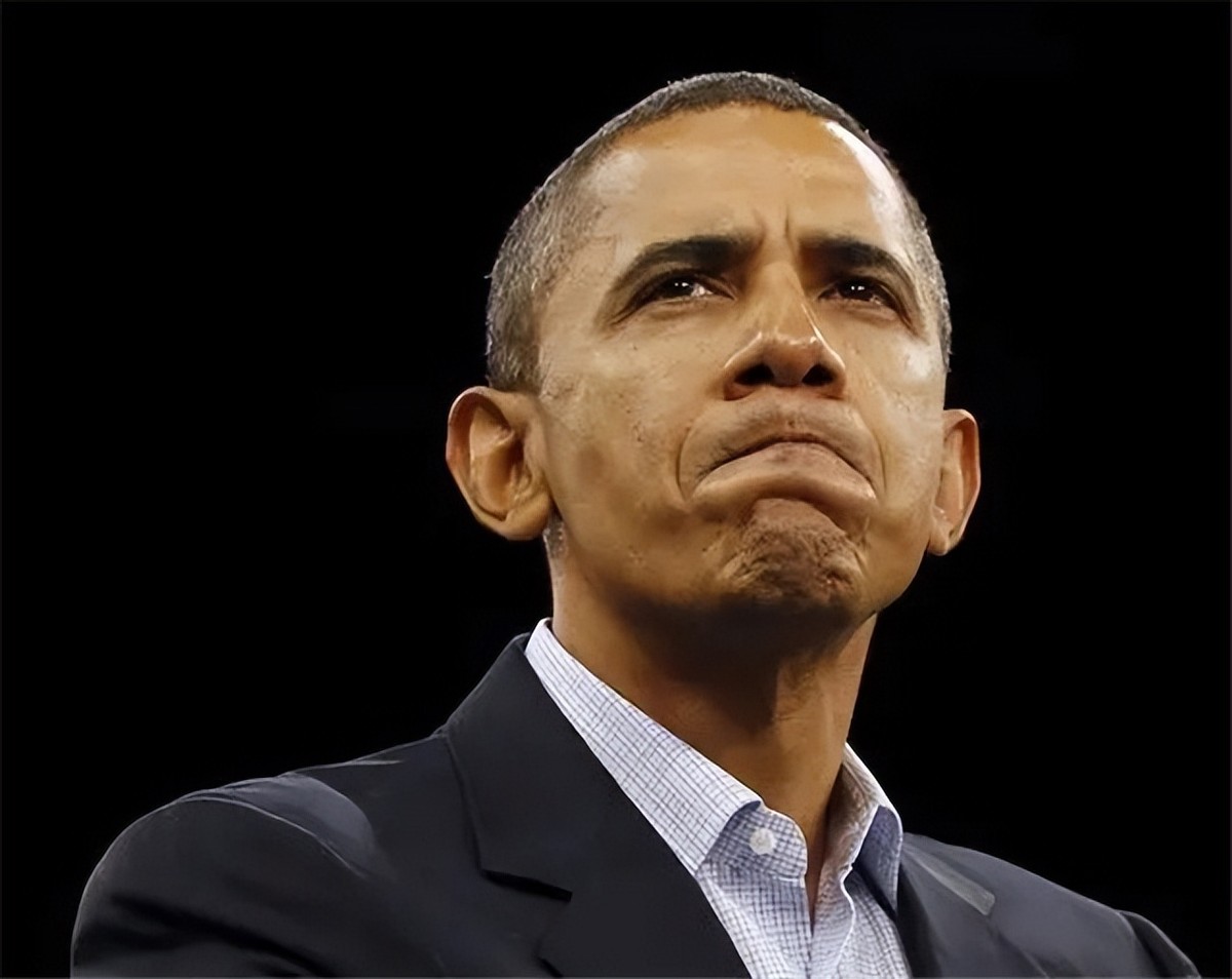 奥巴马第一次回非洲老家：帮祖母扛大米，和兄弟坐在田里喝酒