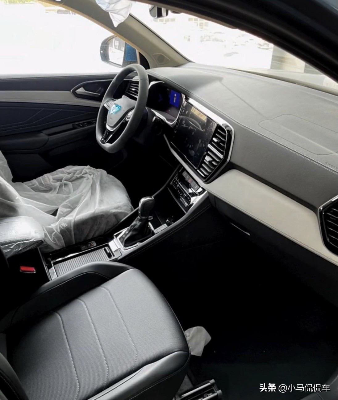 现代ix35和捷达vs7哪个值得买,现代ix35和捷达vs7哪个更值得推荐