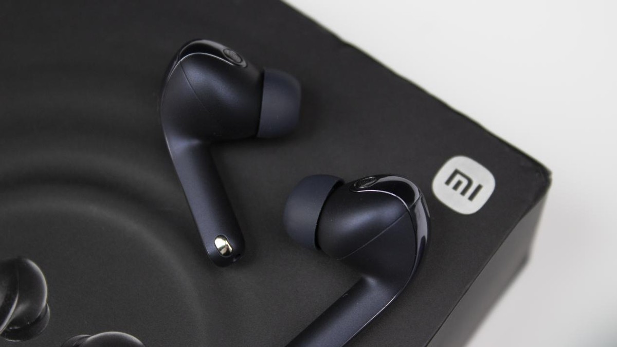 多加2000买pro真的划算吗,小米buds3pro三种颜色对比