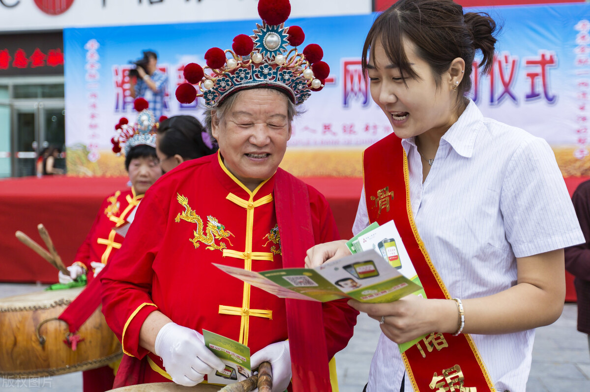 60岁以上老人，不允许办理储蓄卡吗？办理储蓄卡有什么年龄限制