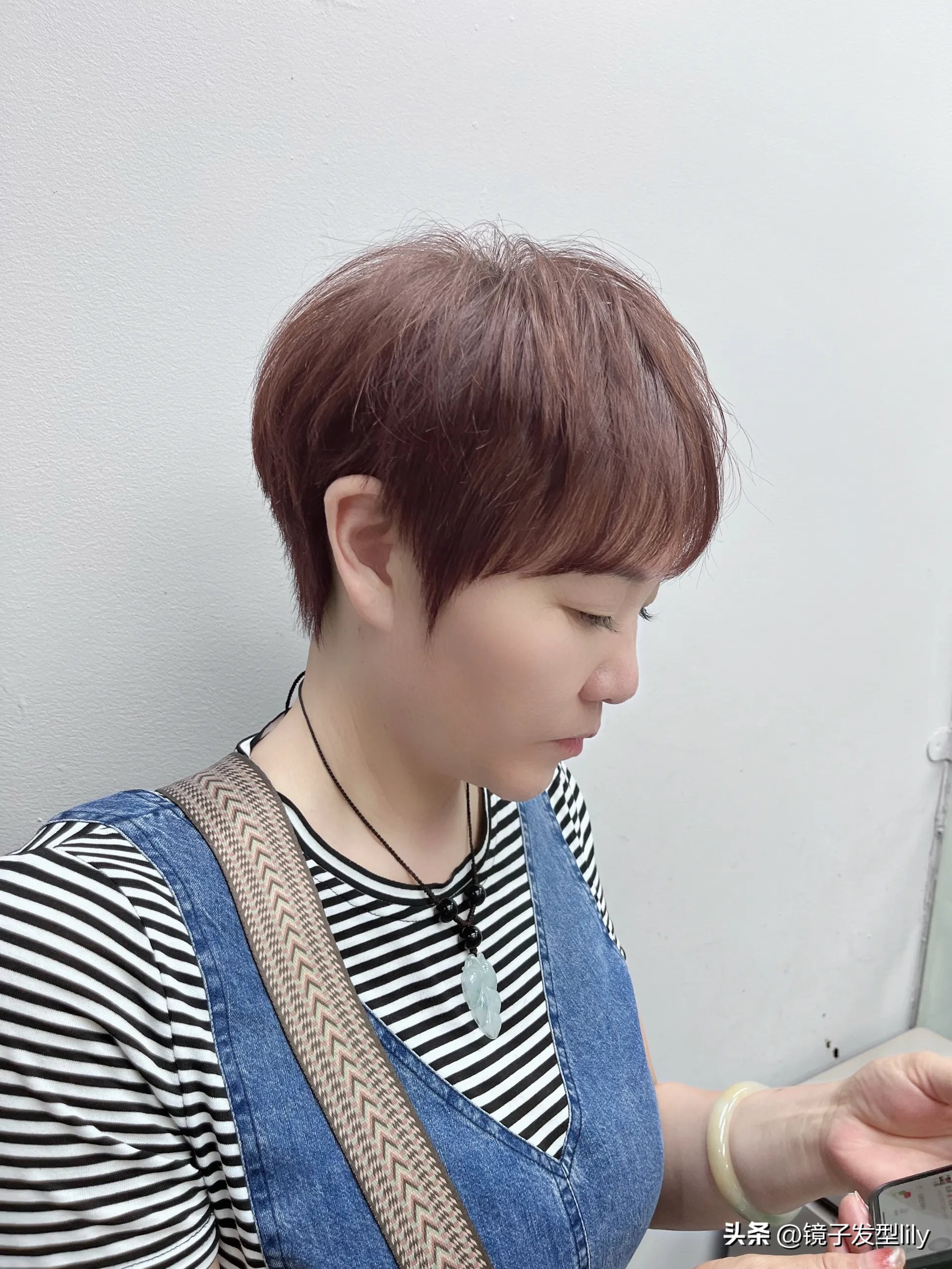 女式盖耳短发波波头剪发教程,波波头短发发型适合哪种脸型