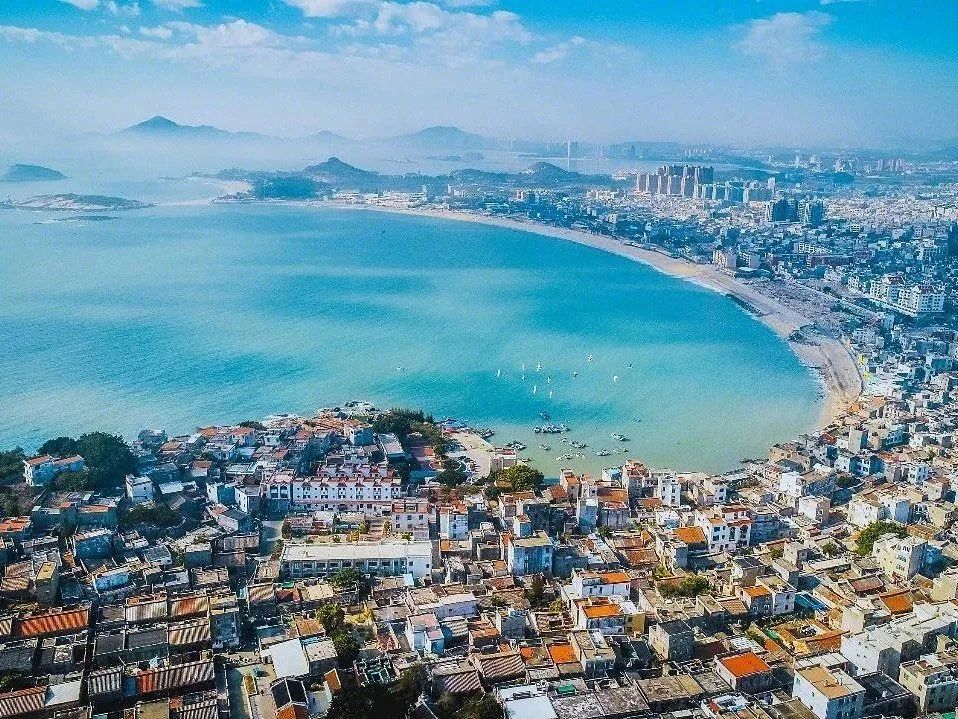 福建哪个省和台湾隔海相望,福建这座海岛上有一座城