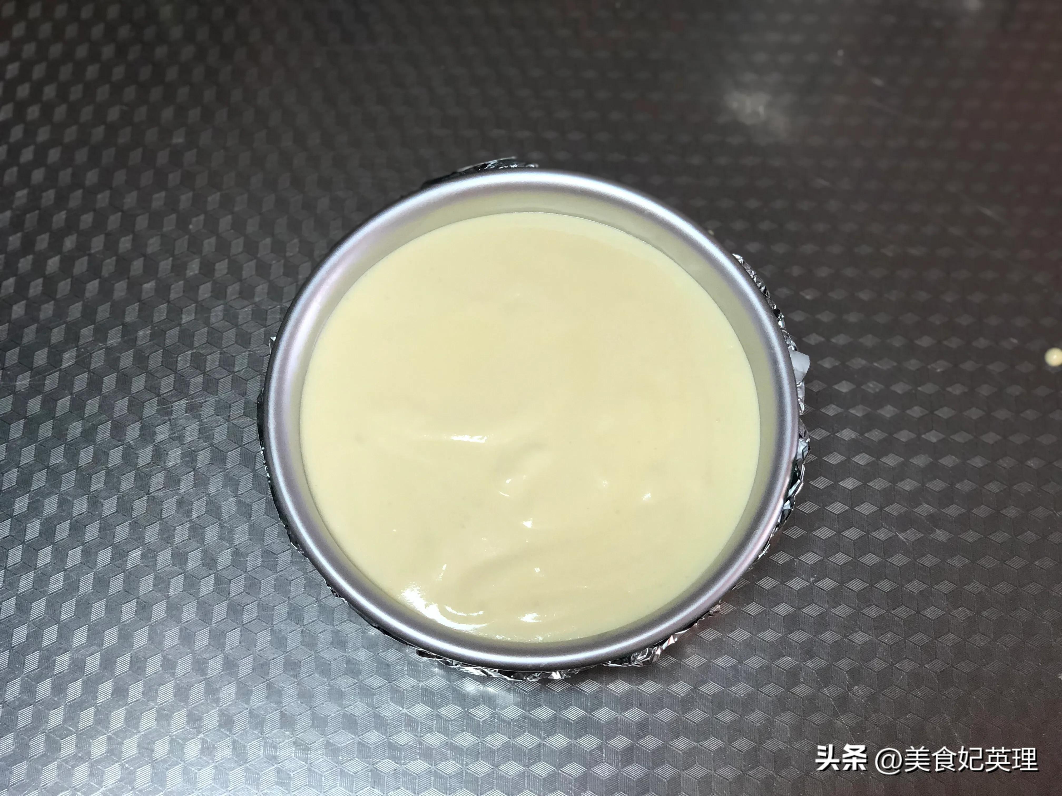 轻乳酪蛋糕的做法不开裂不塌腰,轻乳酪蛋糕口感细腻绵密做法简单