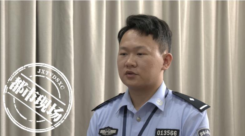 51岁男子凌晨撬车窗盗窃被刑拘,男子监控下淡定砸车窗盗窃被抓