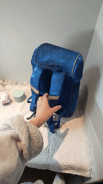 既轻便又实用的小学生书包,学生单肩书包推荐简单