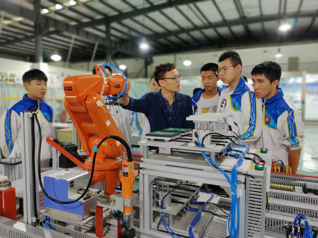 中考结束后学生的遗憾,中考落榜学生后悔