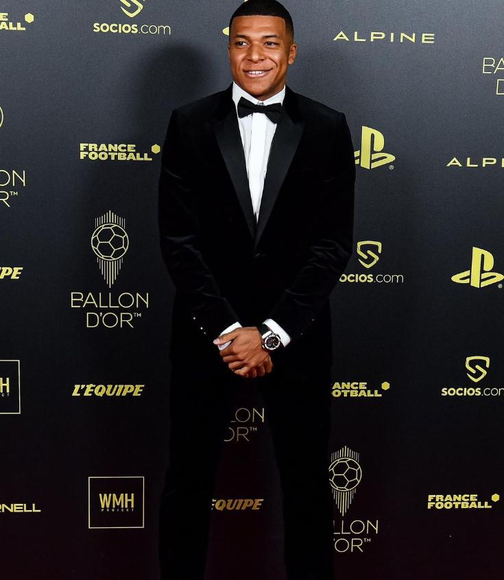 姆巴佩变性女友是真的假的,姆巴佩真有变性女朋友吗