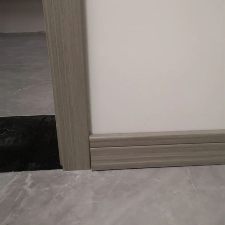 踢脚线怎么选门和瓷砖一个色,踢脚线怎么选和门套一样的颜色