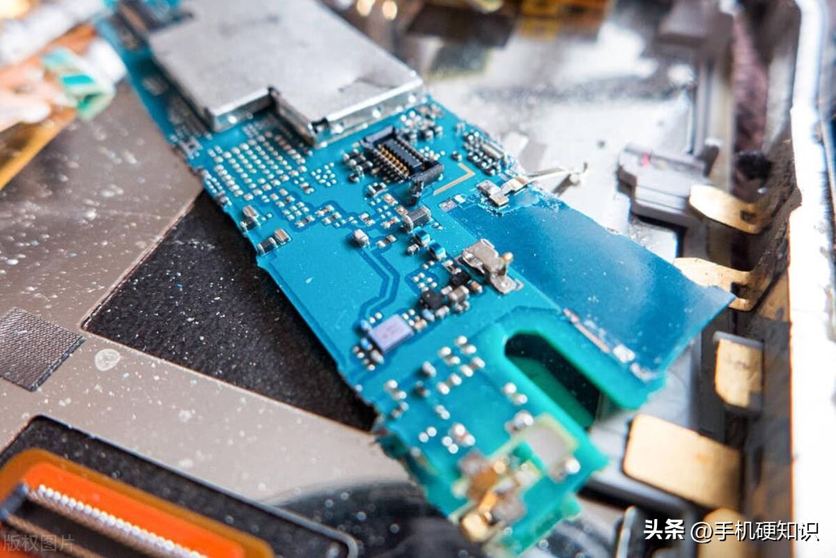 手机pcb原理图是什么,手机pcb生产流程及工艺