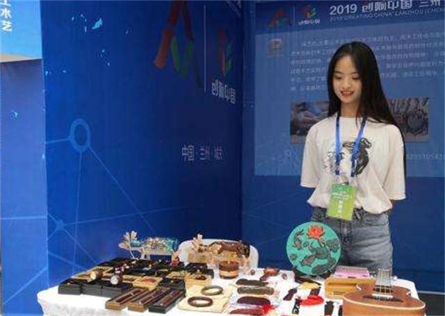 女孩不顾家人反对辞职创业,00后女孩不顾家人反对创业