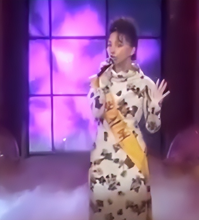 张惠妹深情献唱致敬恩师张雨生,张惠妹演绎之路